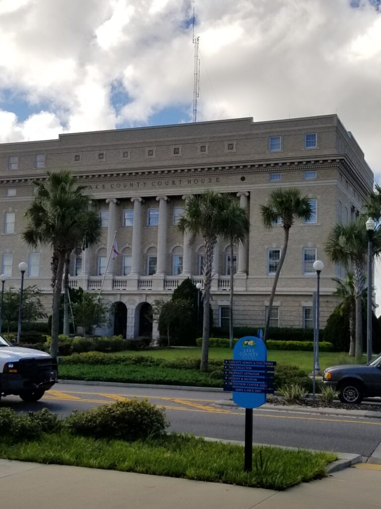 Florida courthouse — appellate reversal in a transitory foreign substance premises liability case